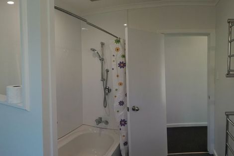 Photo of property in 12 Carlyle Street, Te Aroha, 3320