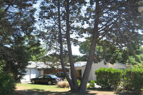 Photo of property in 16 Brookford Place, Westmorland, Christchurch, 8025