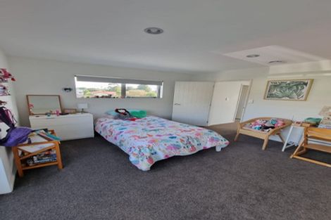 Photo of property in 12 Vino Cina Heights, Ranui, Auckland, 0612