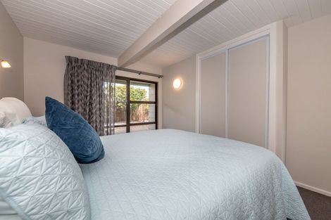 Photo of property in 92 Henley Street, Westport, 7825