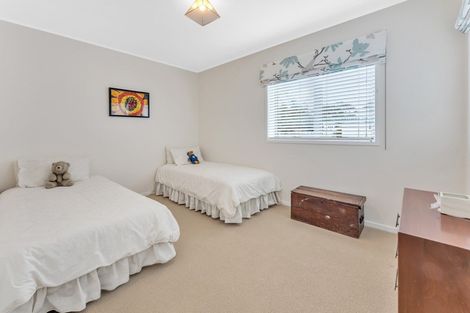 Photo of property in 9 Argo Drive, Half Moon Bay, Auckland, 2012