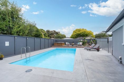 Photo of property in 145 Pukete Road, Pukete, Hamilton, 3200