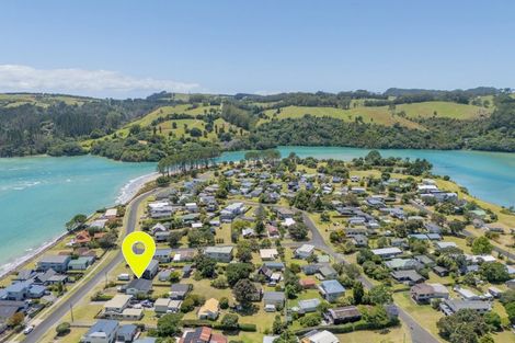 Photo of property in 174 Captain Cook Road, Cooks Beach, Whitianga, 3591