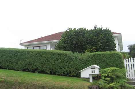 Photo of property in 56 Ranui Terrace, Tawa, Wellington, 5028