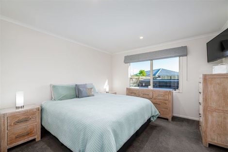 Photo of property in 15 Espalier Drive, Henderson, Auckland, 0612