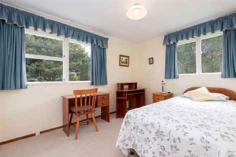 Photo of property in 15 Judkins Crescent, Cockle Bay, Auckland, 2014