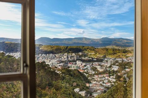 Photo of property in 2 Zetland Street, Highbury, Wellington, 6012