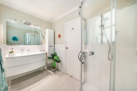 Photo of property in 58 Jocelyn Crescent, Pinehaven, Upper Hutt, 5019