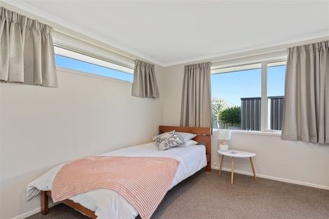 Photo of property in 28 Oakwood Way, Papamoa Beach, Papamoa, 3118