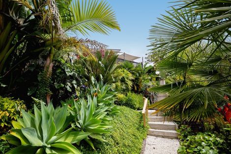 Photo of property in 27 Bayvista Close, Welcome Bay, Tauranga, 3112