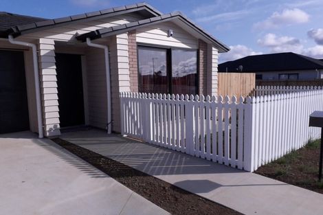 Photo of property in 5 Park Chester Road, Pukekohe, 2120