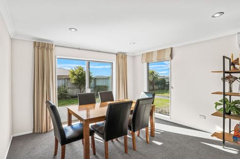 Photo of property in 26 Henley Close, Rolleston, 7614