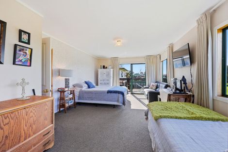 Photo of property in 166 Torkar Road, Clarks Beach, 2122