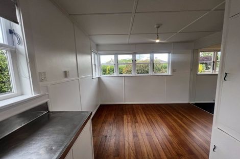 Photo of property in 20 Pitcairn Crescent, Bryndwr, Christchurch, 8053