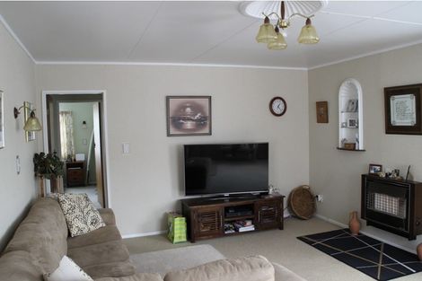 Photo of property in 5a Avon Place, Springvale, Whanganui, 4501