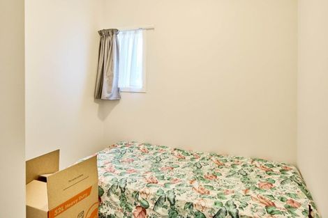 Photo of property in 279 Dowse Drive, Maungaraki, Lower Hutt, 5010