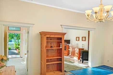 Photo of property in 86 Grey Street, Woodville, 4920