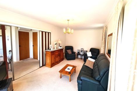 Photo of property in 2/8 Camrose Place, Ilam, Christchurch, 8041