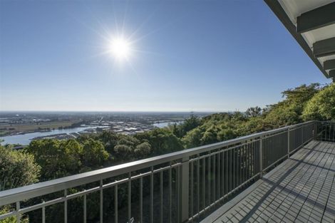 Photo of property in 249 Cannon Hill Crescent, Mount Pleasant, Christchurch, 8081