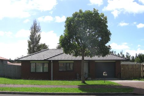 Photo of property in 10 Martin Jugum Lane, Ranui, Auckland, 0612