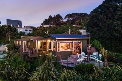 Photo of property in 40 Tuakau Bridge-port Waikato Road, Port Waikato, Tuakau, 2695