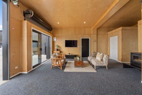 Photo of property in 49 Honey Road, Otaua, 2683