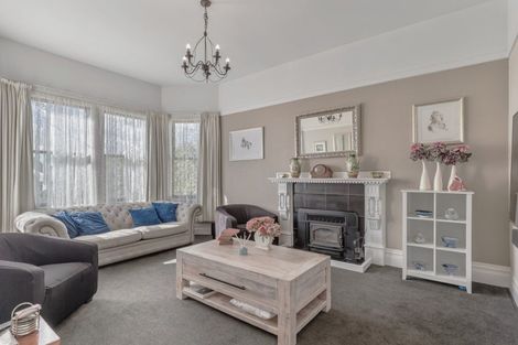 Photo of property in 39 Mako Mako Road, Levin, 5510