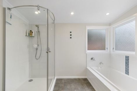 Photo of property in 46 Harbour View Road, Harbour View, Lower Hutt, 5010