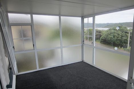 Photo of property in 62 Paremata Crescent, Paremata, Porirua, 5024
