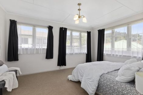 Photo of property in 68a Horoeka Street, Stokes Valley, Lower Hutt, 5019