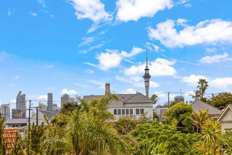 Photo of property in 9g Emmett Street, Herne Bay, Auckland, 1011