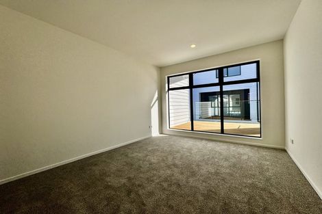 Photo of property in 25b Jandell Crescent, Bucklands Beach, Auckland, 2014
