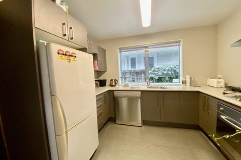 Photo of property in 1/108 Lincoln Road, Henderson, Auckland, 0610