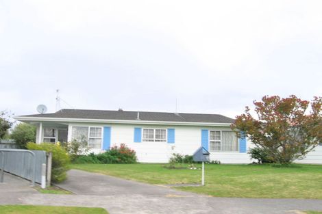 Photo of property in 2/18 Cardiff Place, Tamatea, Napier, 4112