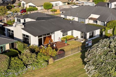 Photo of property in 21 Laguna Key, Papamoa Beach, Papamoa, 3118