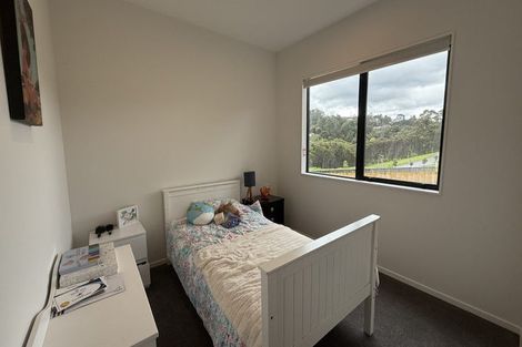 Photo of property in 6 Whenuateitei Crescent, Stanmore Bay, Whangaparaoa, 0932