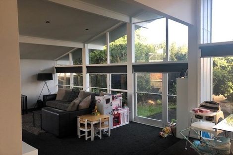 Photo of property in 94 Barrack Road, Mount Wellington, Auckland, 1060
