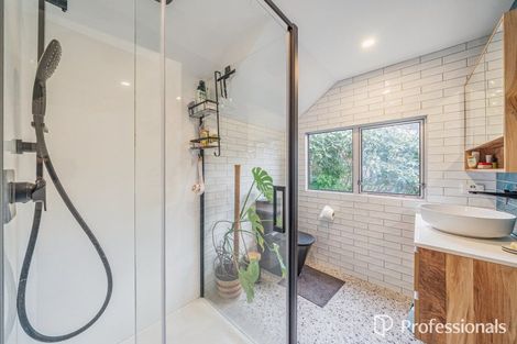 Photo of property in 57 Poto Road, Normandale, Lower Hutt, 5010
