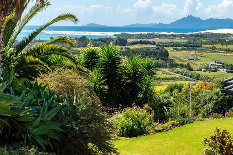 Photo of property in 2 Coastview Lane, Mangawhai, 0975