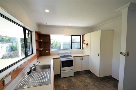 Photo of property in 8 Coleridge Place, Stoke, Nelson, 7011