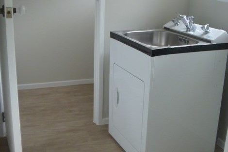 Photo of property in 1 Margan Place, Red Hill, Papakura, 2110