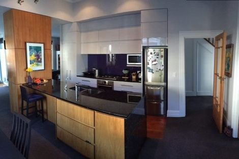 Photo of property in 5 Moeller Street, Mount Victoria, Wellington, 6011