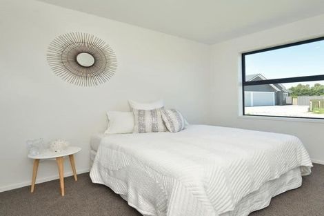 Photo of property in 23 Mill Grove, Clareville, Carterton, 5713