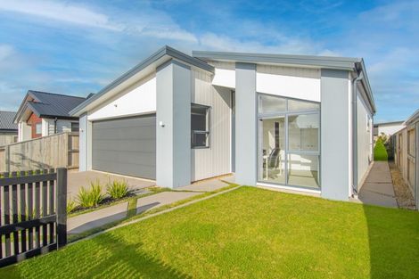 Photo of property in 26 Knightia Drive, Papamoa Beach, Papamoa, 3118