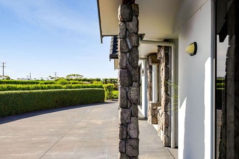 Photo of property in 105 Mawhitiwhiti Road, Normanby, Hawera, 4675