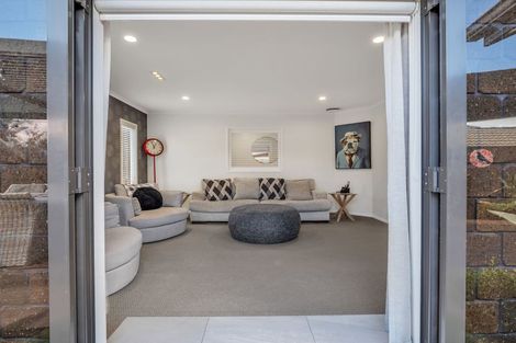 Photo of property in 8 Farleigh Close, Huntington, Hamilton, 3210