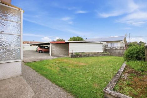 Photo of property in 14 Huatoki Street, Vogeltown, New Plymouth, 4310