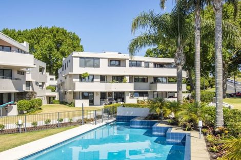 Photo of property in 4/2 Sixth Avenue, Tauranga, 3110