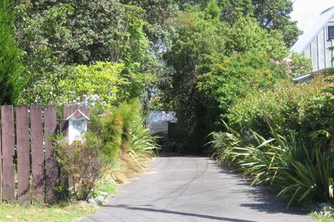 Photo of property in 142 Rangatira Road, Beach Haven, Auckland, 0626