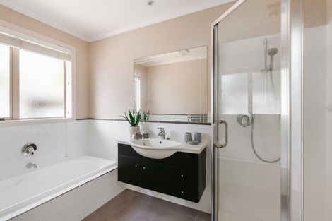 Photo of property in 23 Serena Key, Papamoa Beach, Papamoa, 3118